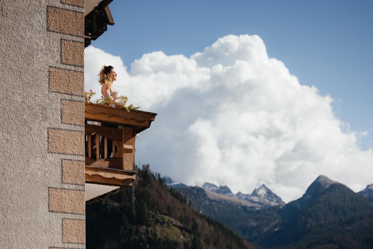 Hotel La Montanara Predazzo Kültér fotó