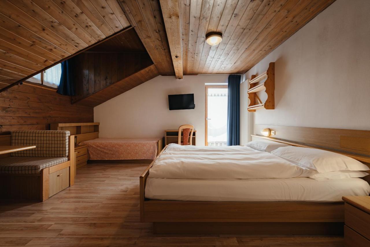 Hotel La Montanara Predazzo Kültér fotó