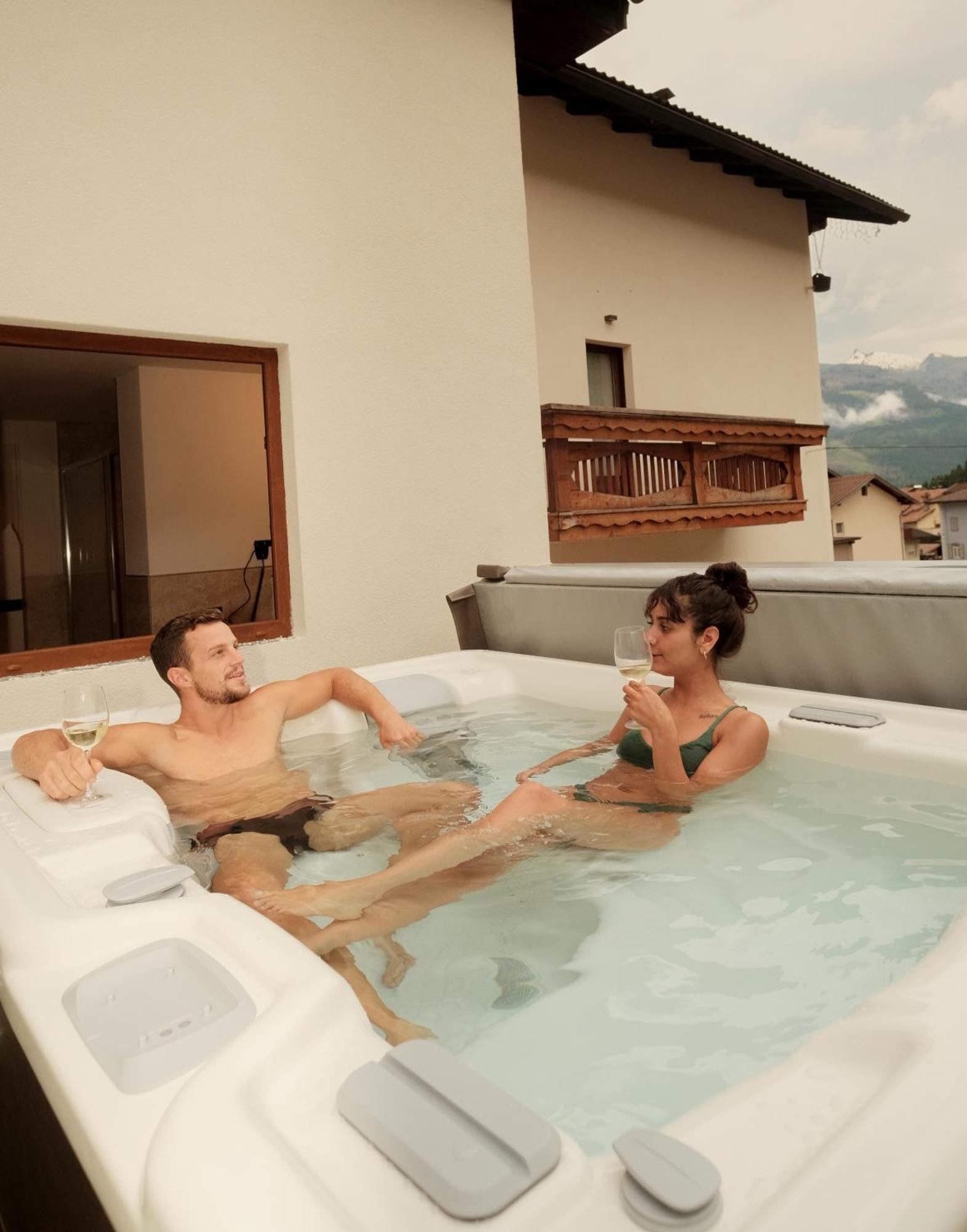 Hotel La Montanara Predazzo Kültér fotó