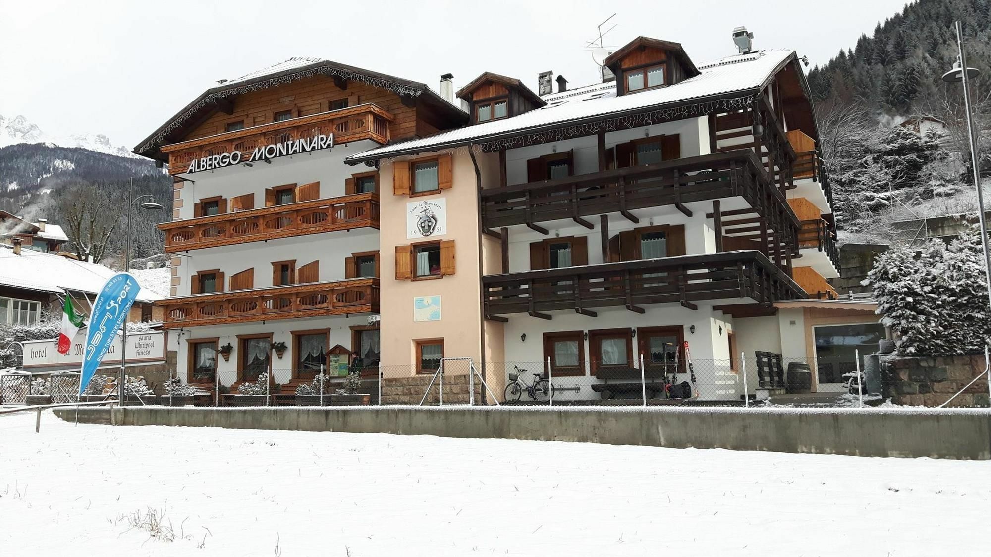 Hotel La Montanara Predazzo Kültér fotó
