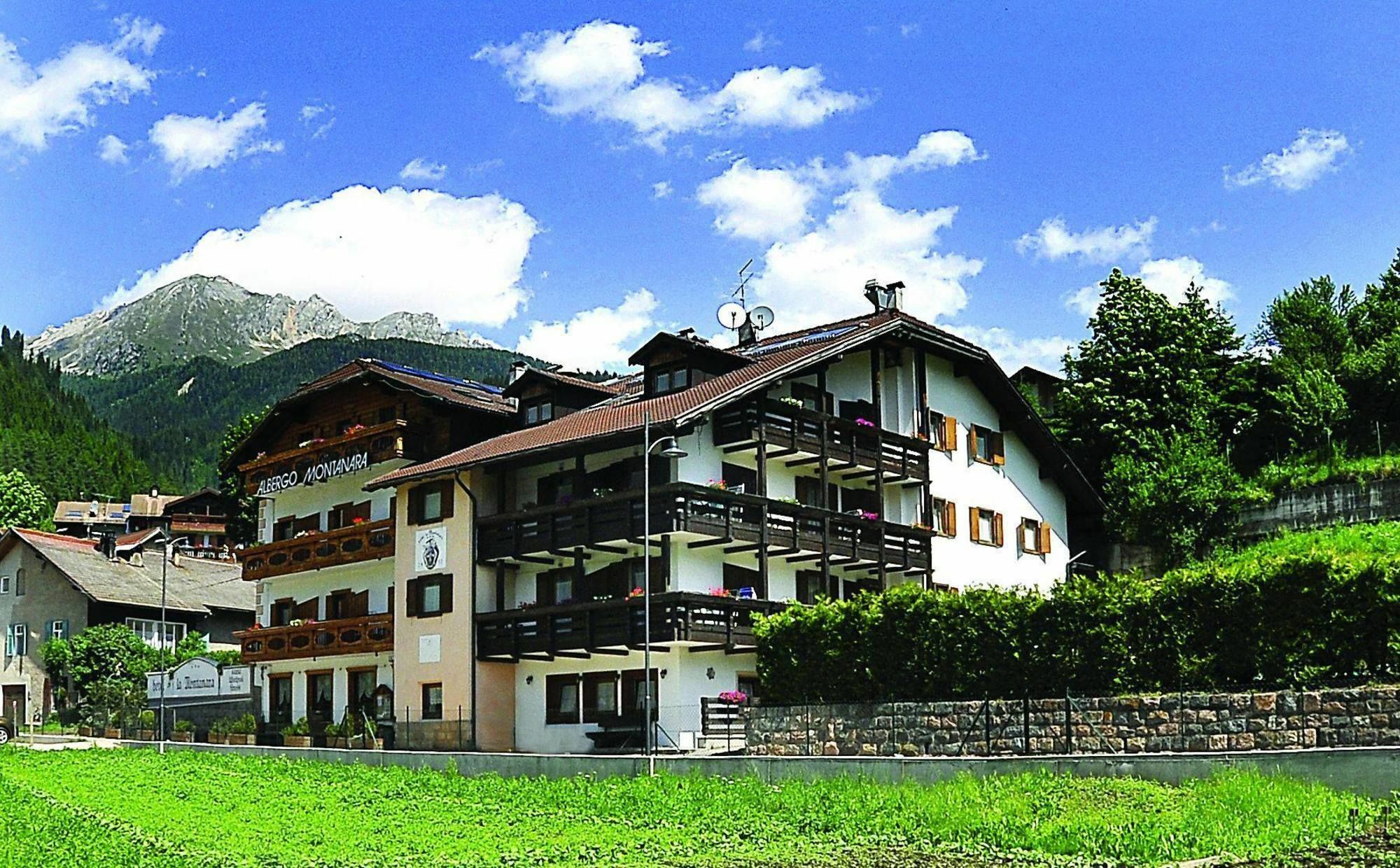Hotel La Montanara Predazzo Kültér fotó